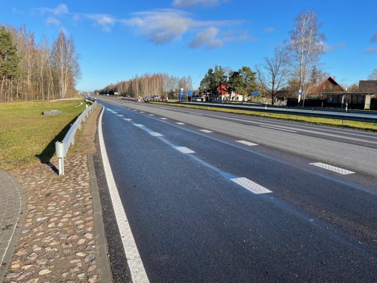 ASFALTA IEKLĀJĒJA OPERATORA PALĪGS